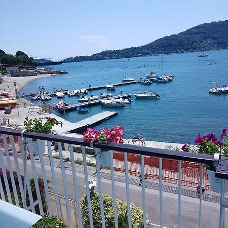 Appartamento Openspace Fronte Mare Esclusivo Due Letti Matrimoniali A Portovenere Porto Venere Buitenkant foto